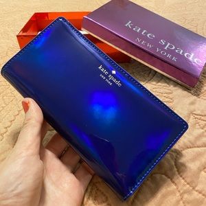 Kate Spade wallet - NEW